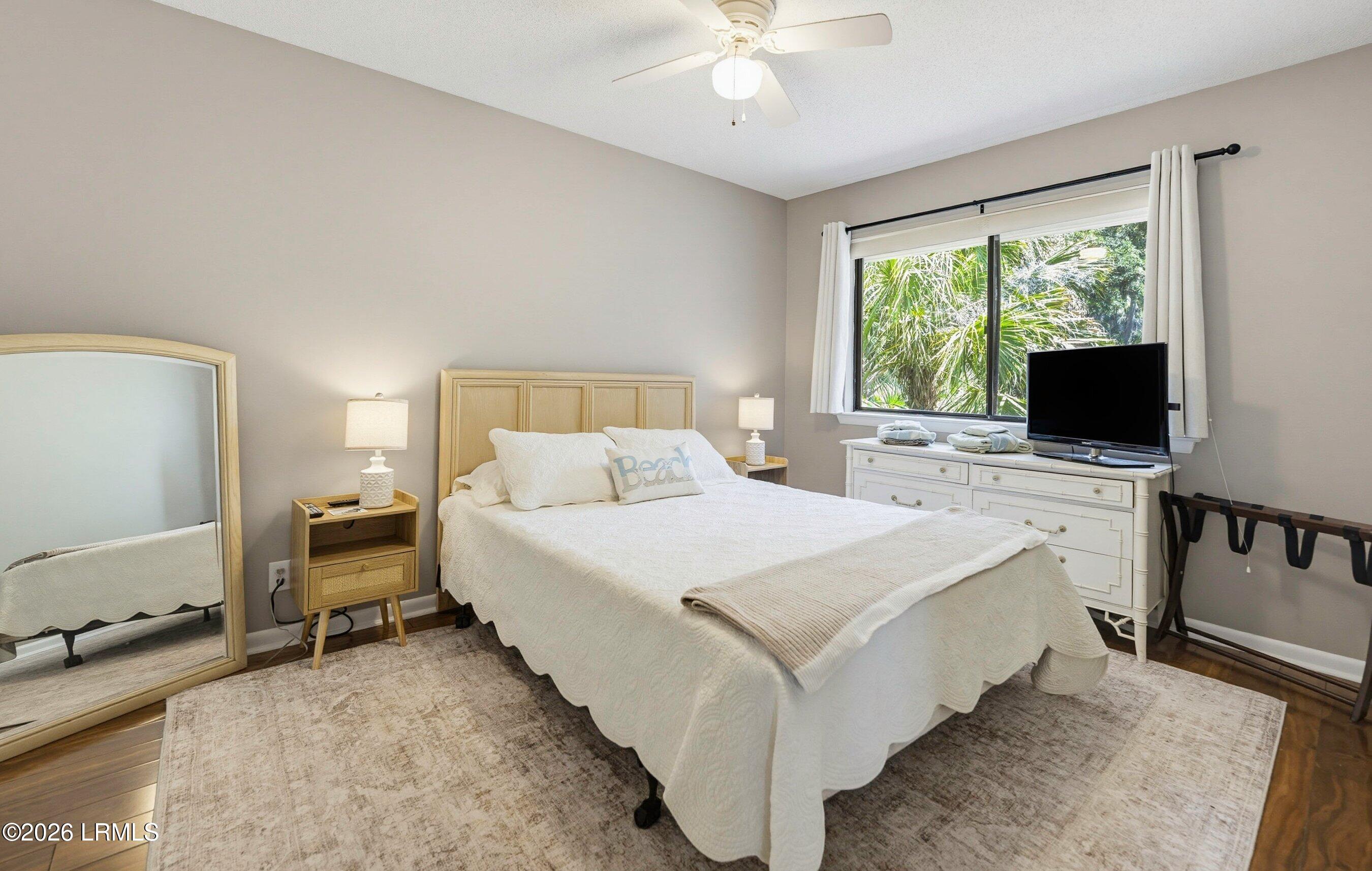 868 Sabal Court