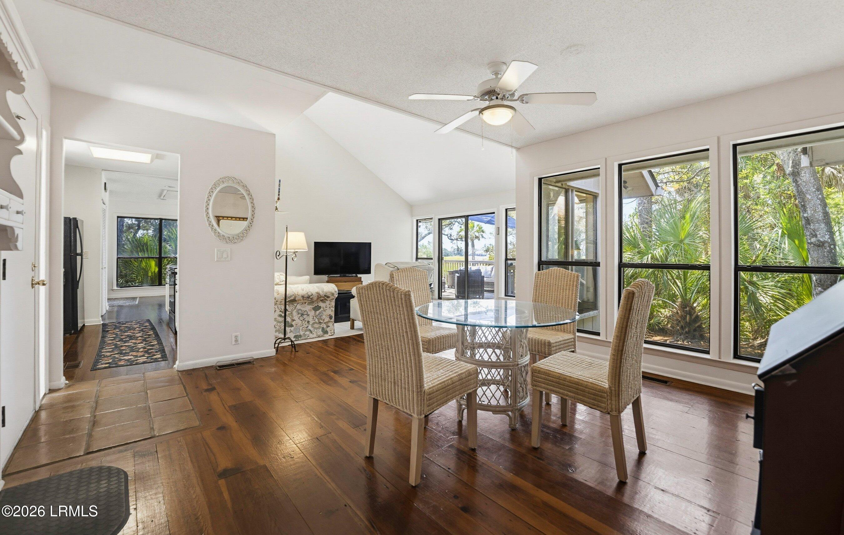 868 Sabal Court