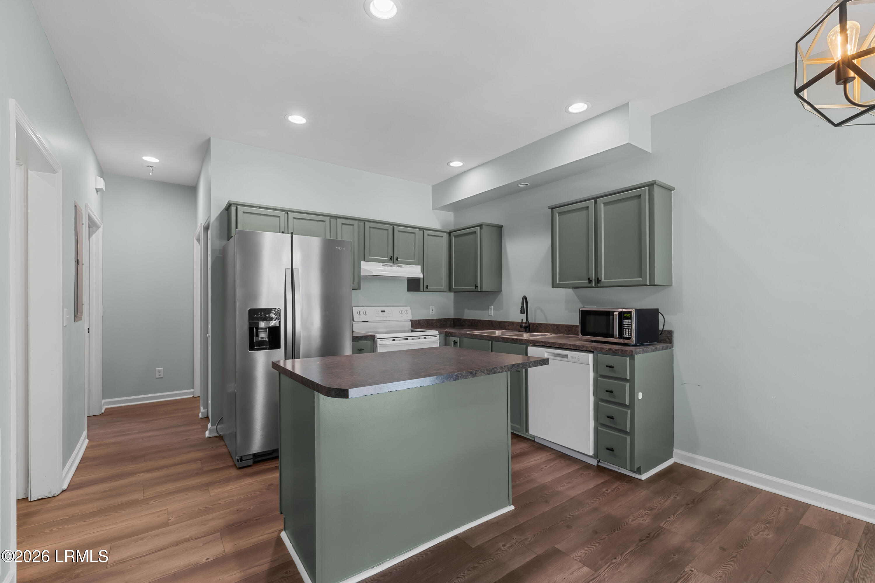 2618 Holmes Drive A