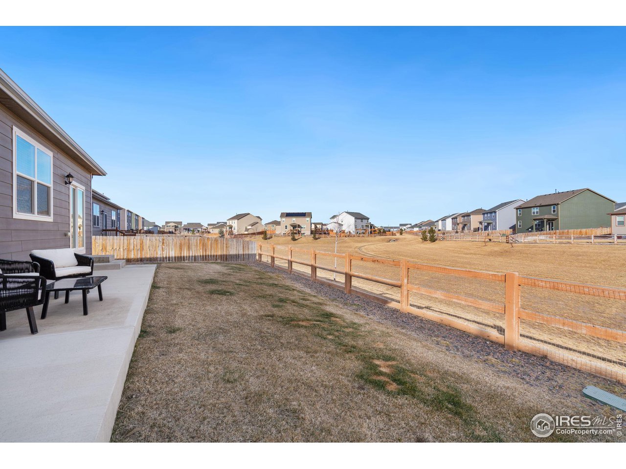 909 Camberly Dr