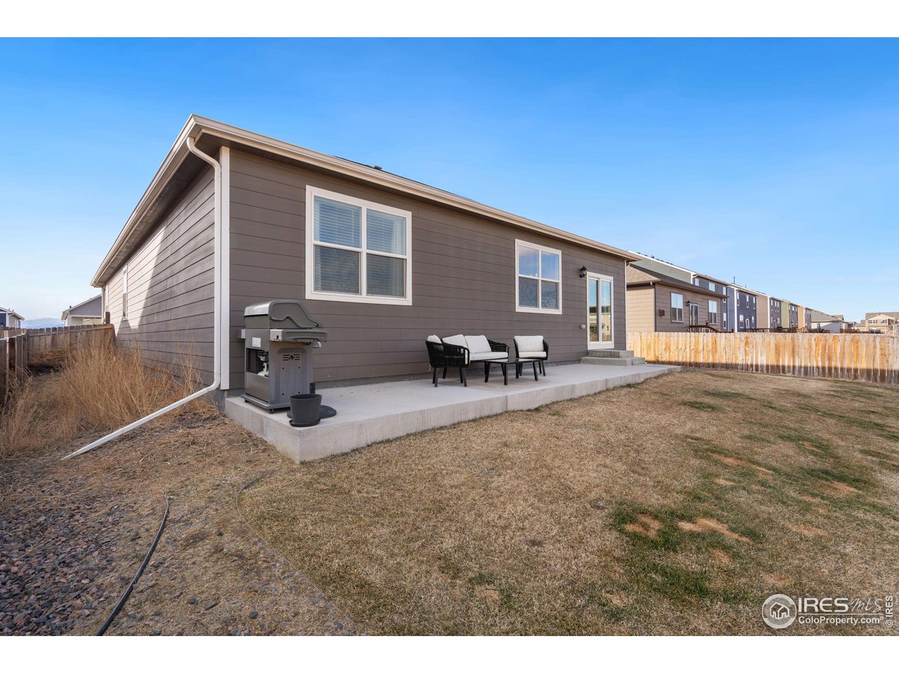909 Camberly Dr