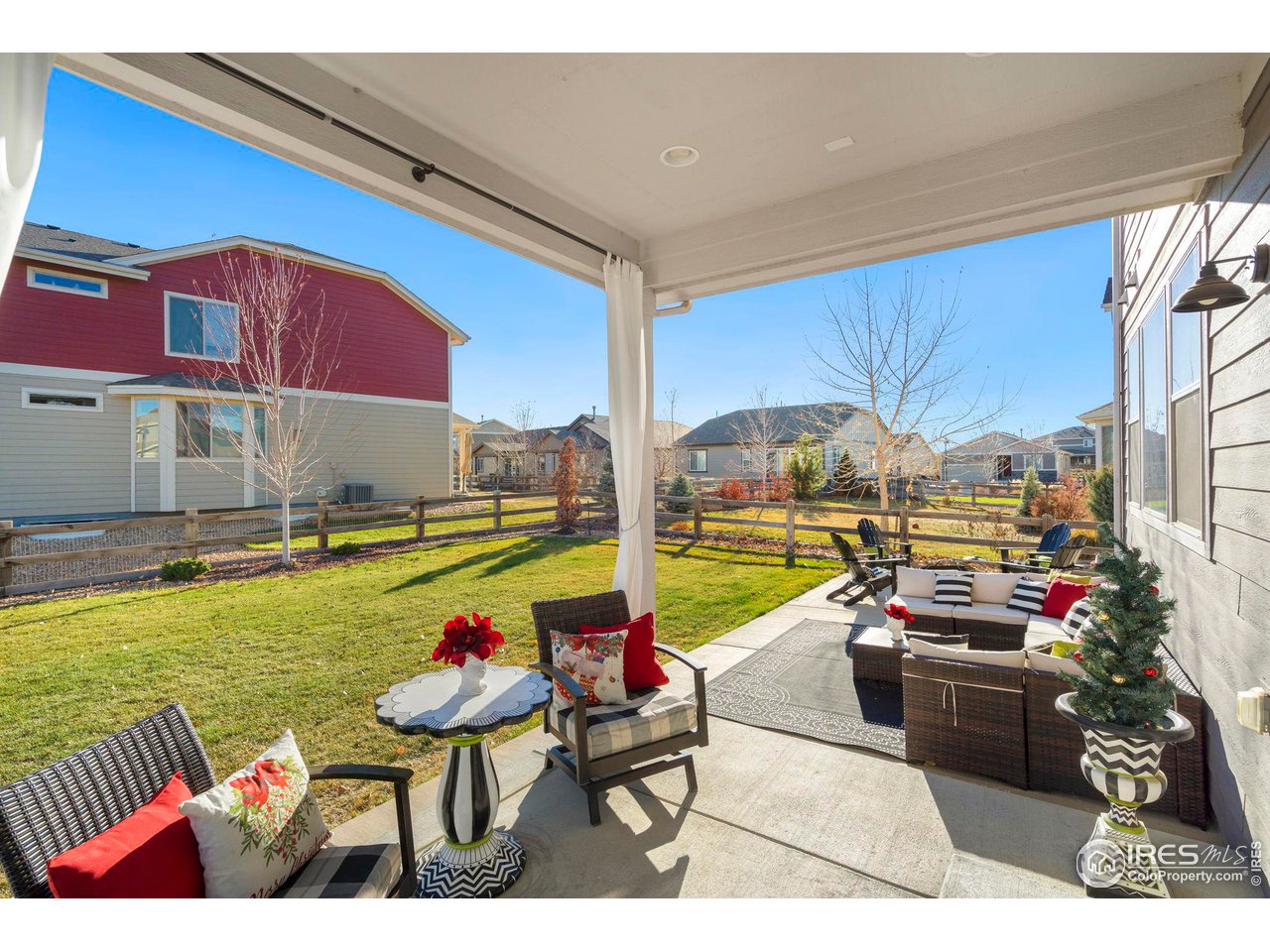 4098 Mandall Lakes Dr