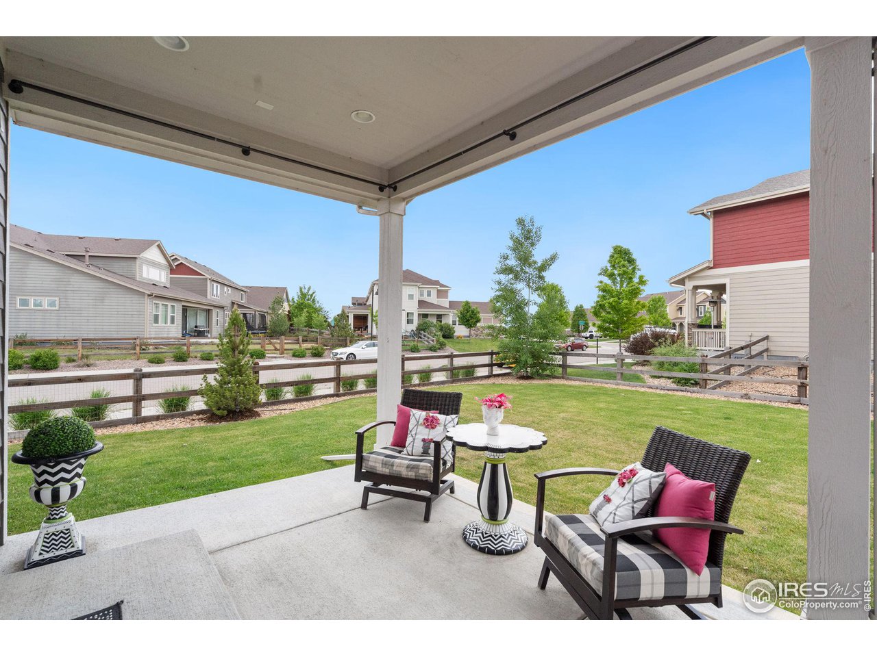 4098 Mandall Lakes Dr
