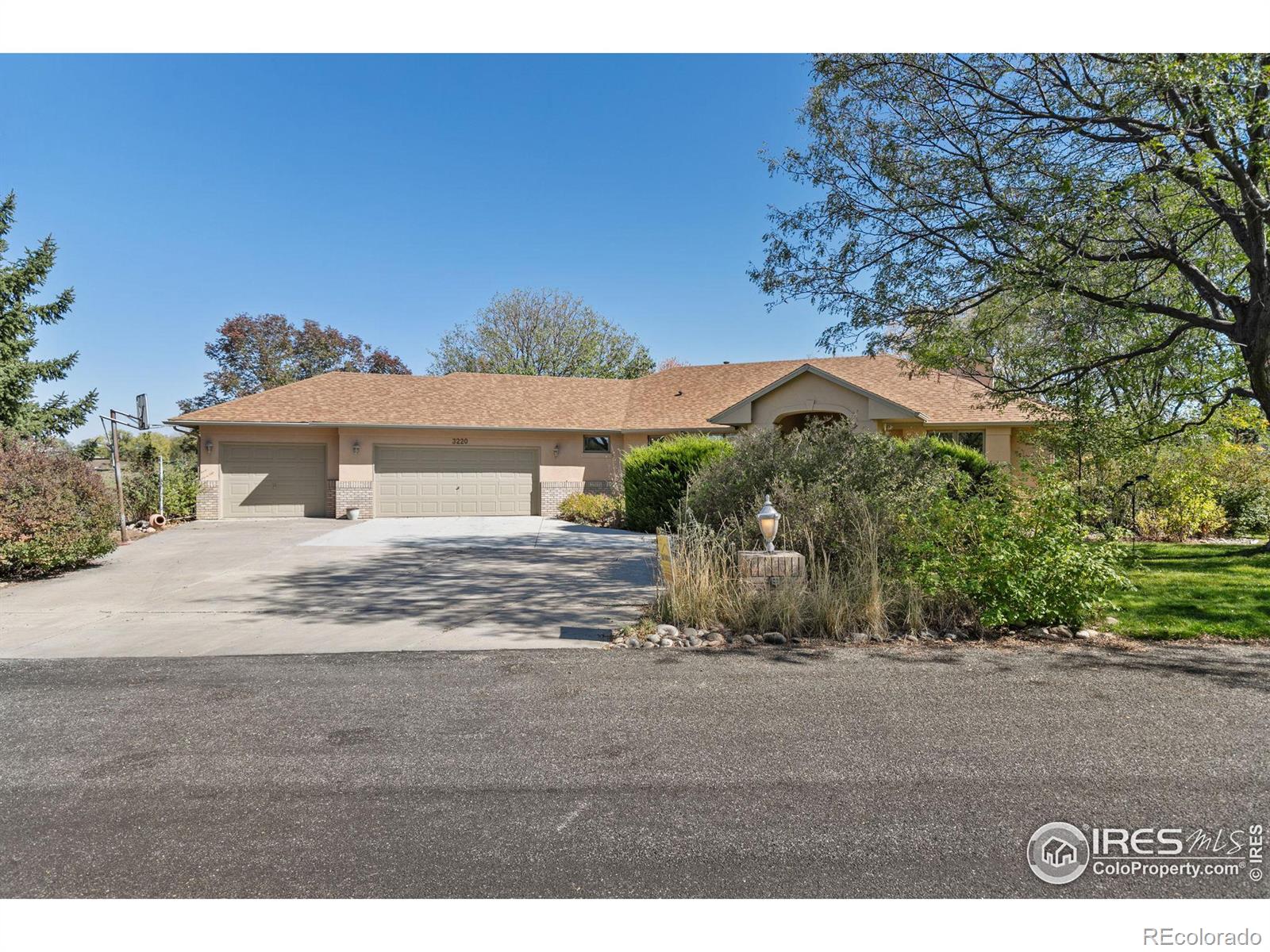 3220 Spring Mountain Court