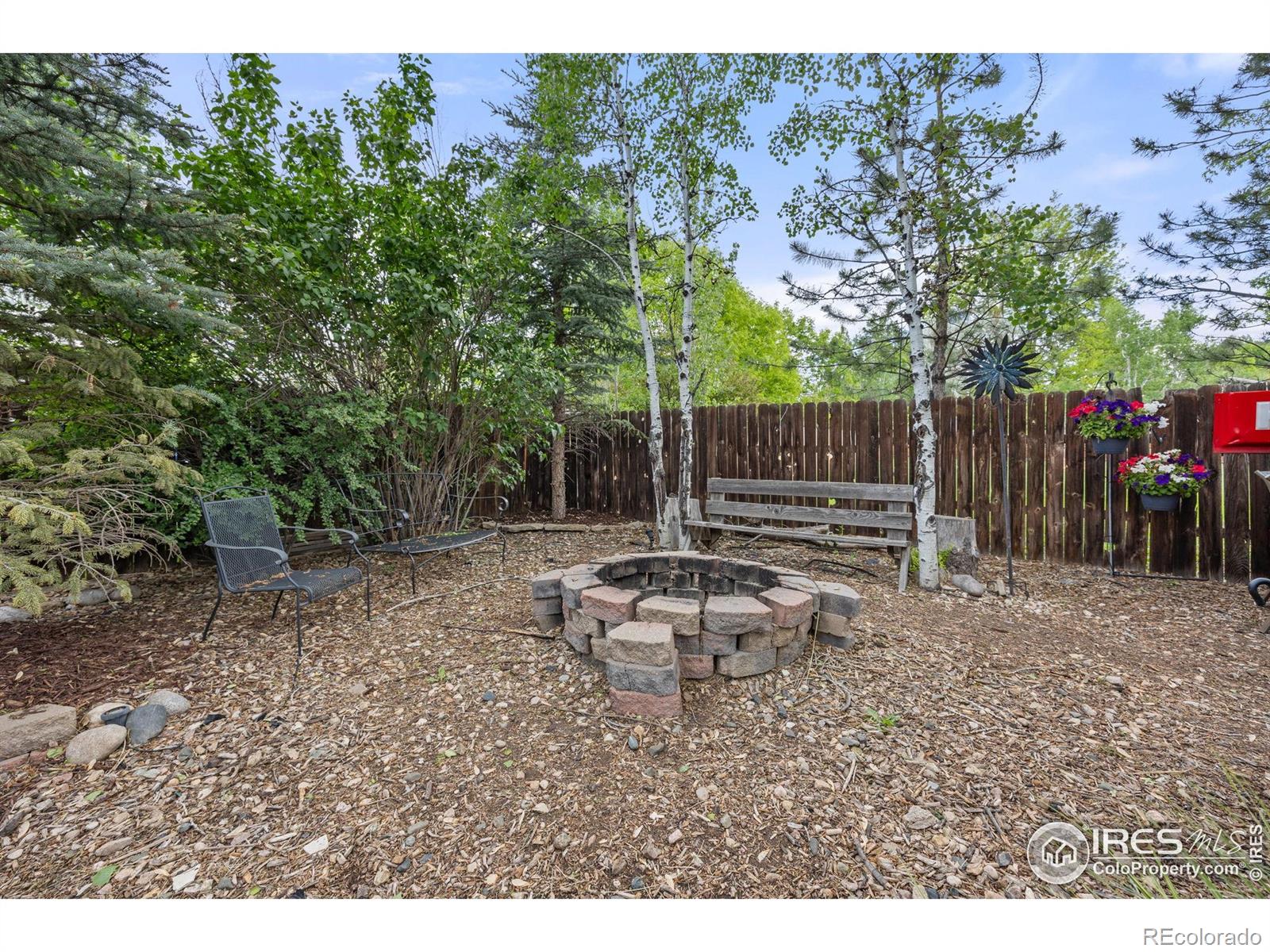 5117 Greenway Drive