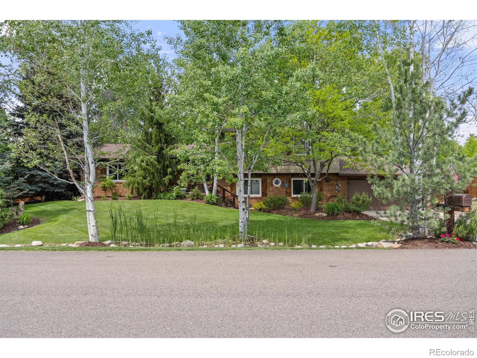 5117 Greenway Drive