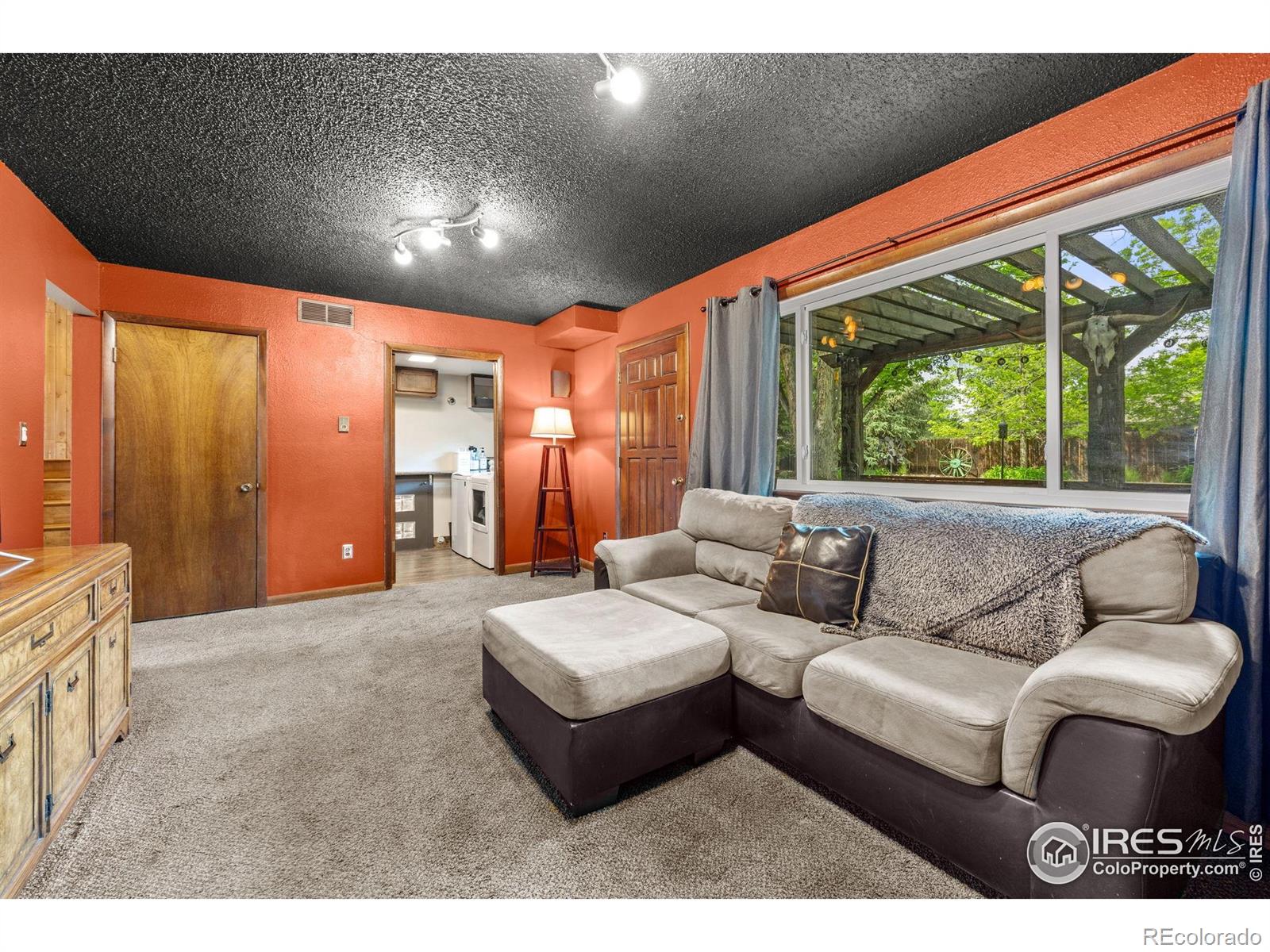 5117 Greenway Drive