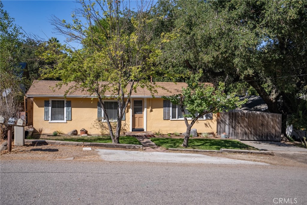 4526 San Jacinto Avenue