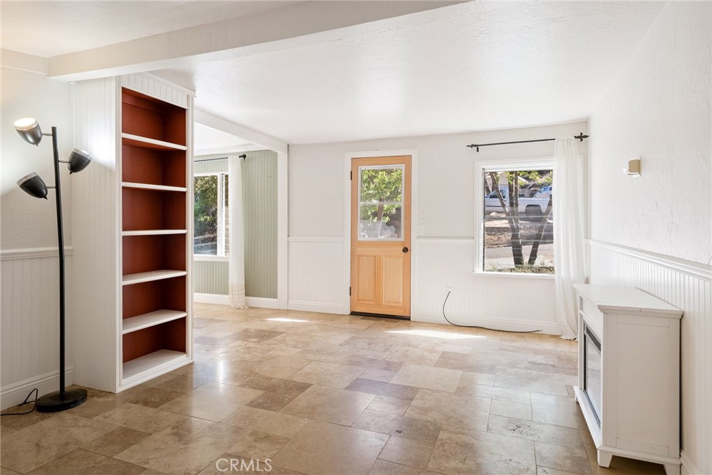 4526 San Jacinto Avenue