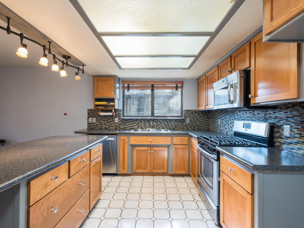 1910 Driftwood Drive