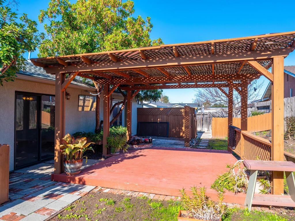 1910 Driftwood Drive