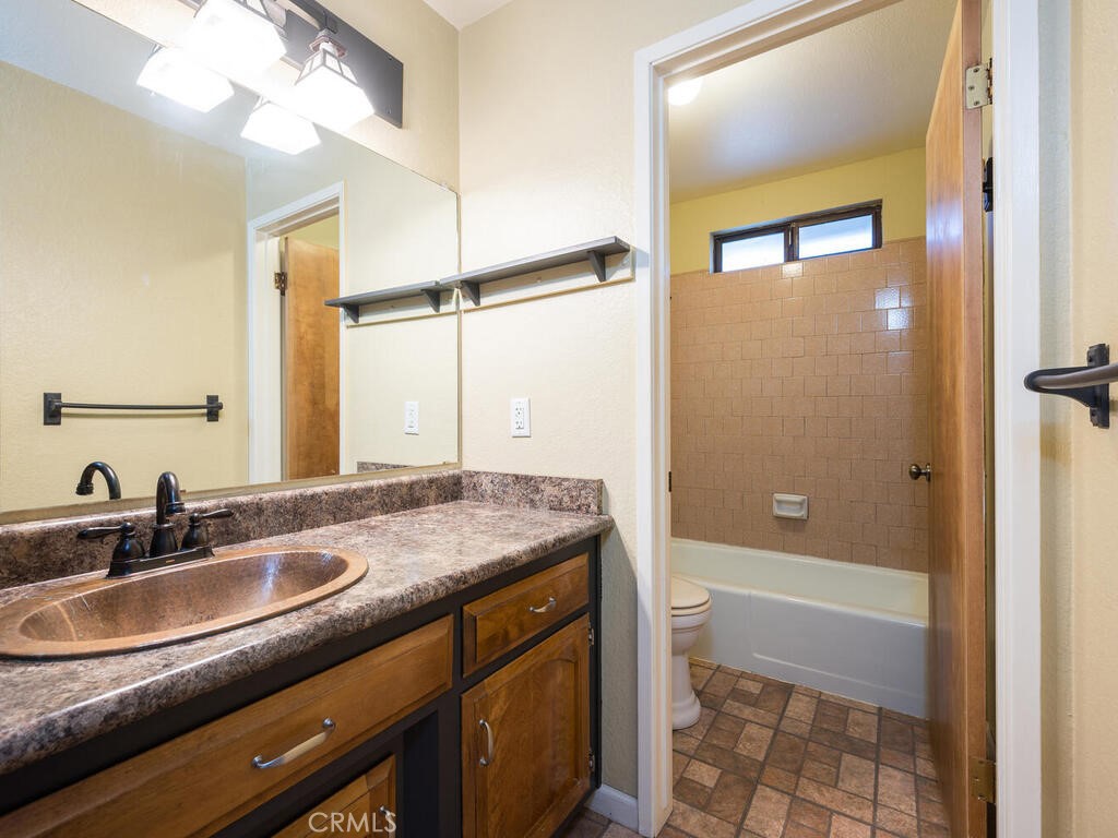 1910 Driftwood Drive