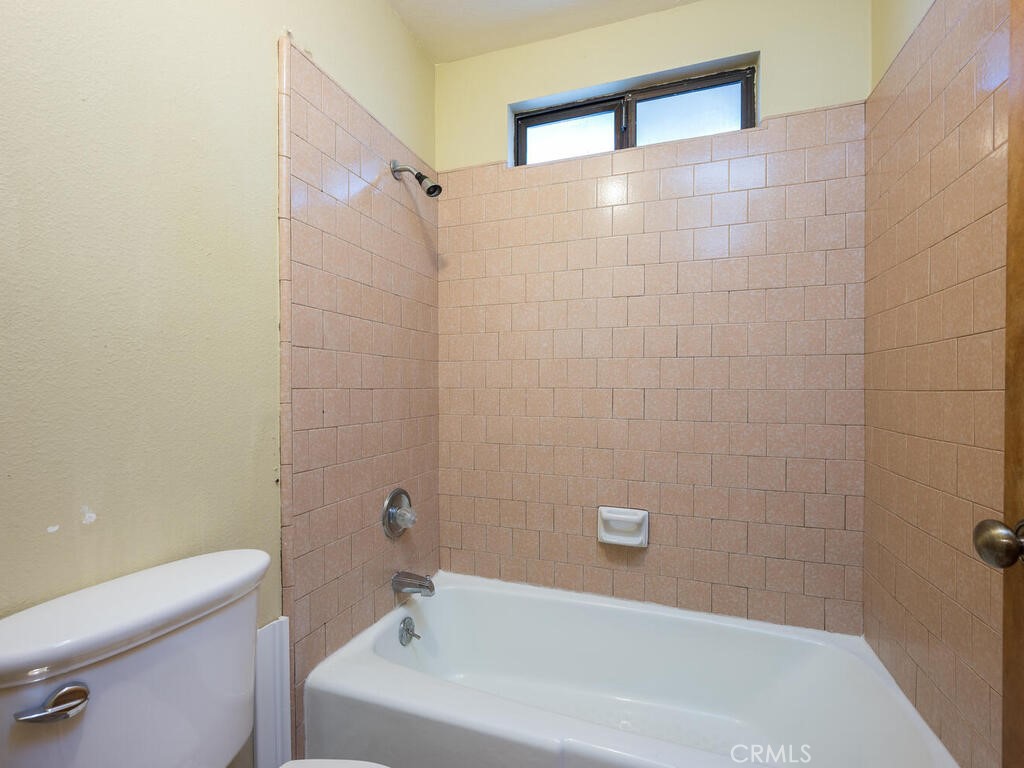 1910 Driftwood Drive