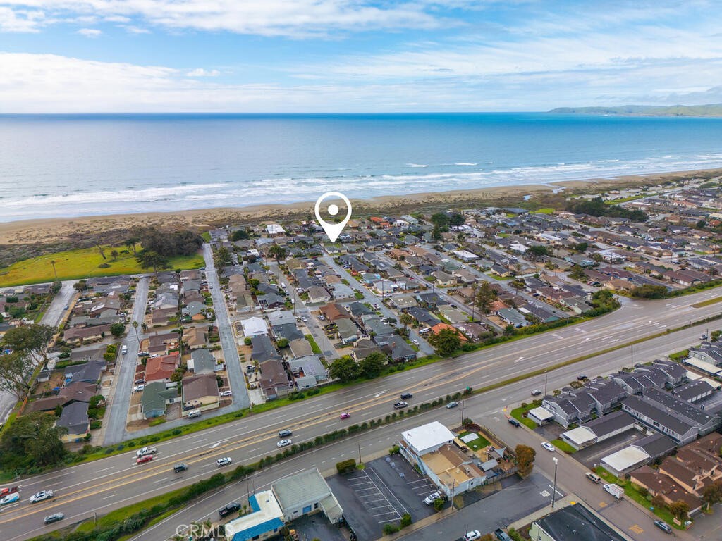 3001 Sandalwood Avenue