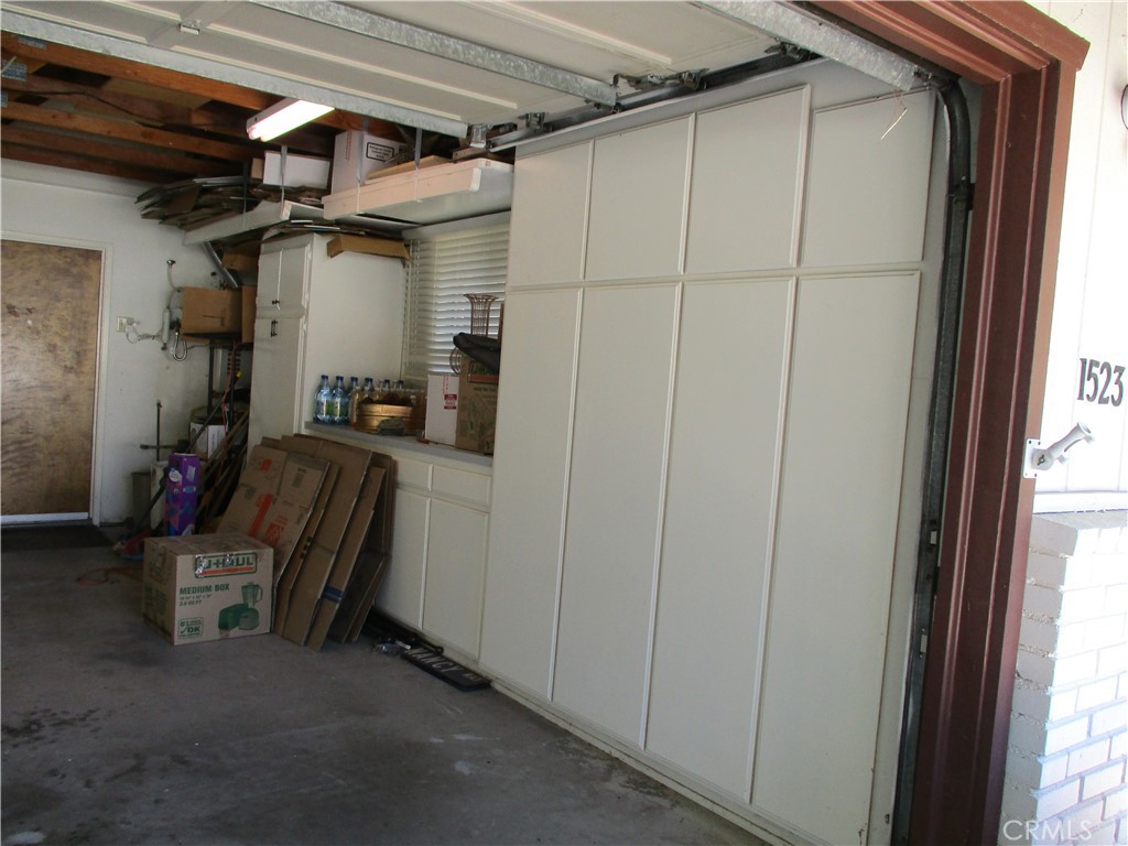 1523 Country Club Drive