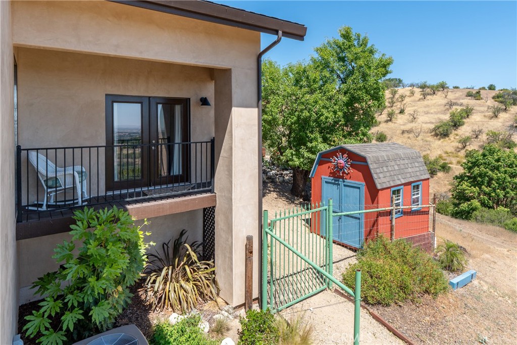 1240 Mountain Springs Road