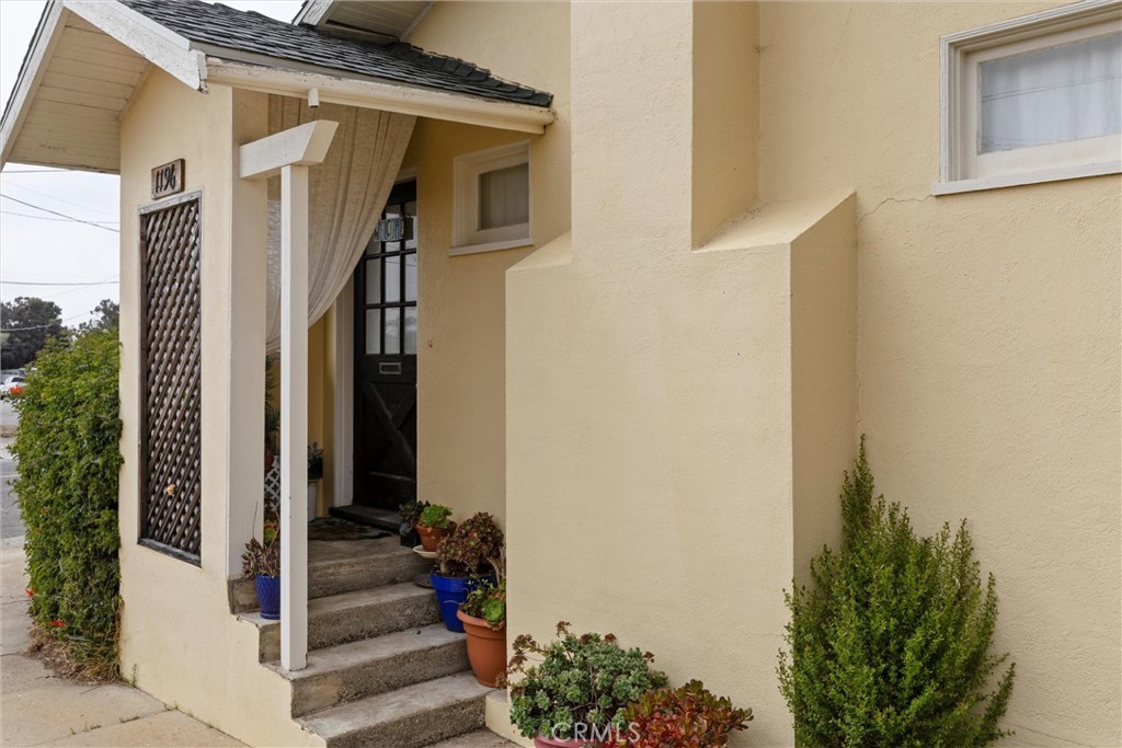 1188 1196 Market Avenue