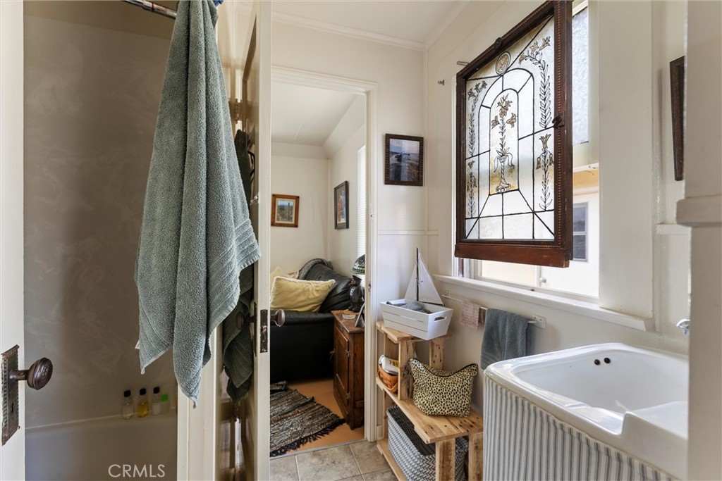 1188 1196 Market Avenue