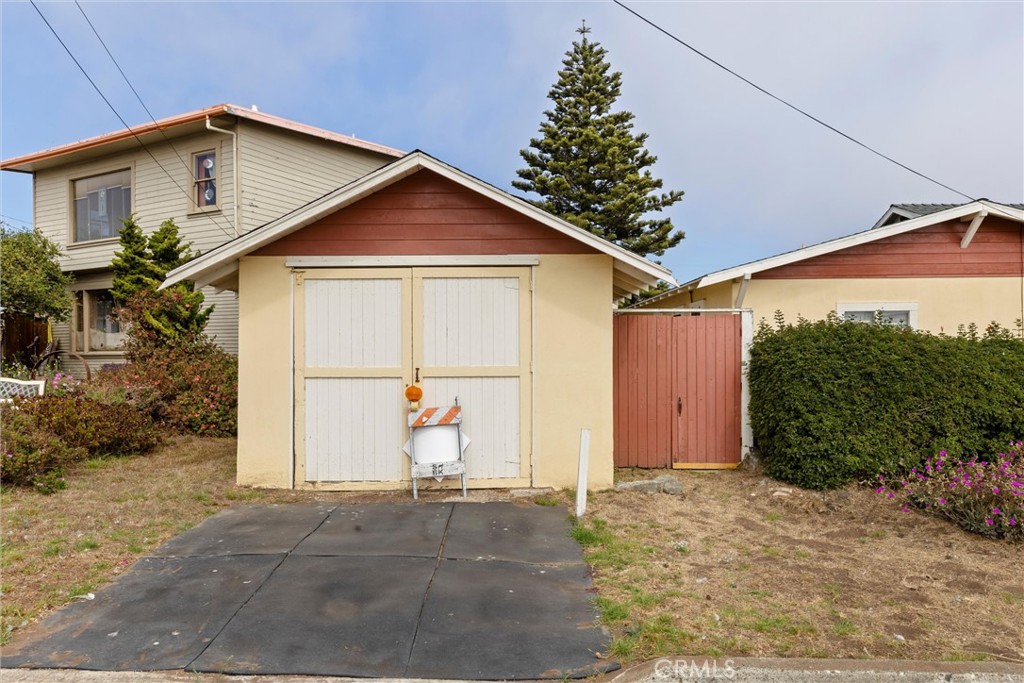 1188 1196 Market Avenue