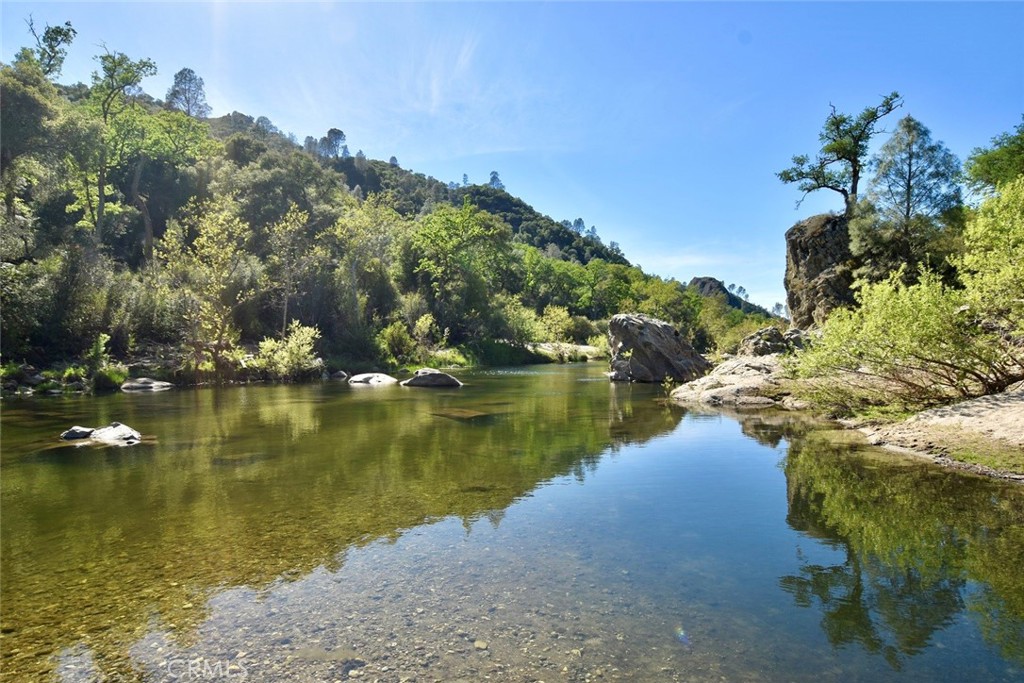 48651 Sapaque Valley Road