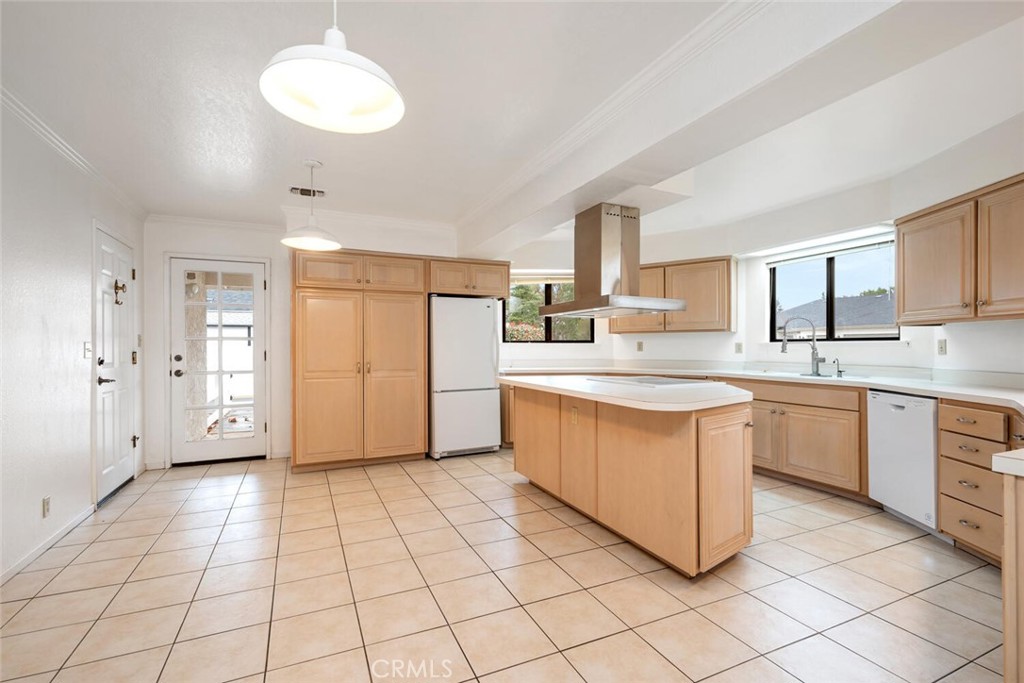 2024 Prospect Avenue