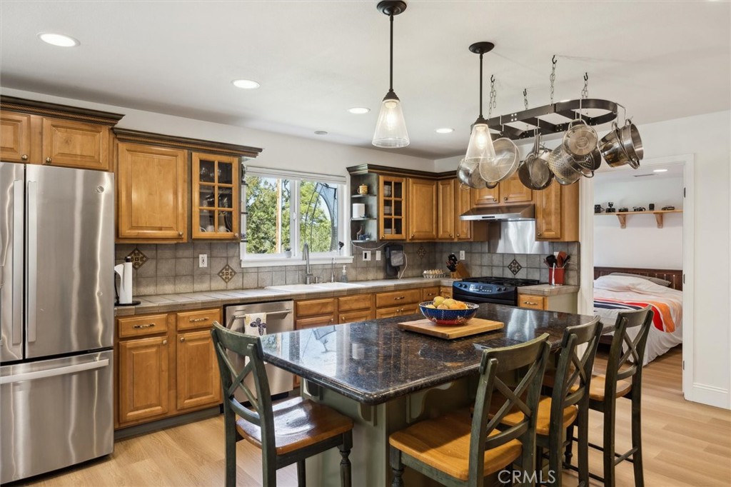 8340 Marchant Avenue