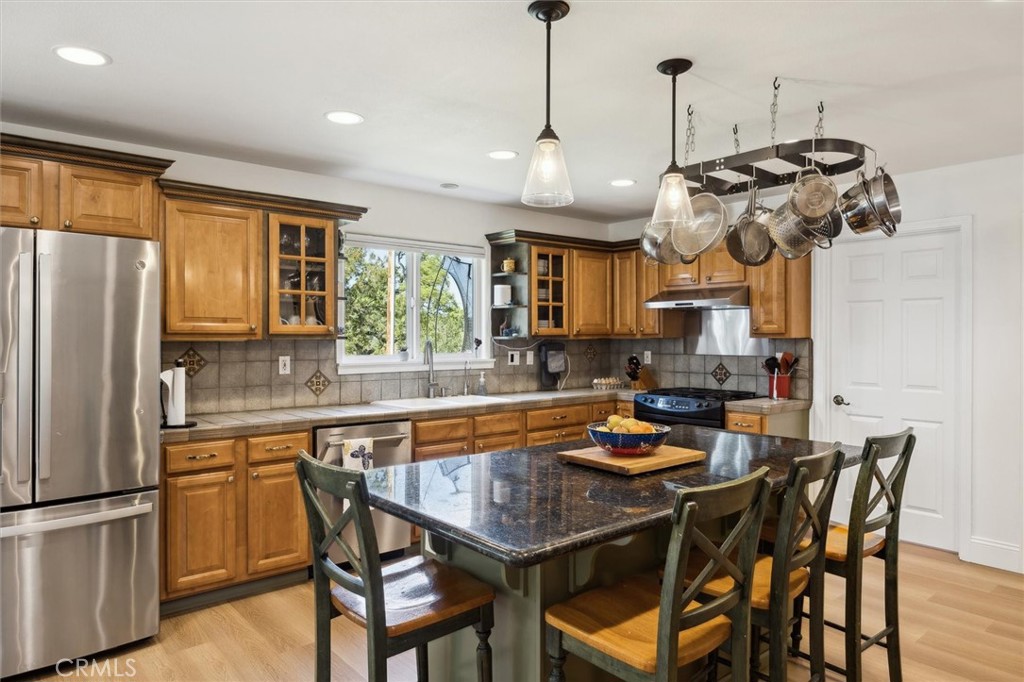 8340 Marchant Avenue