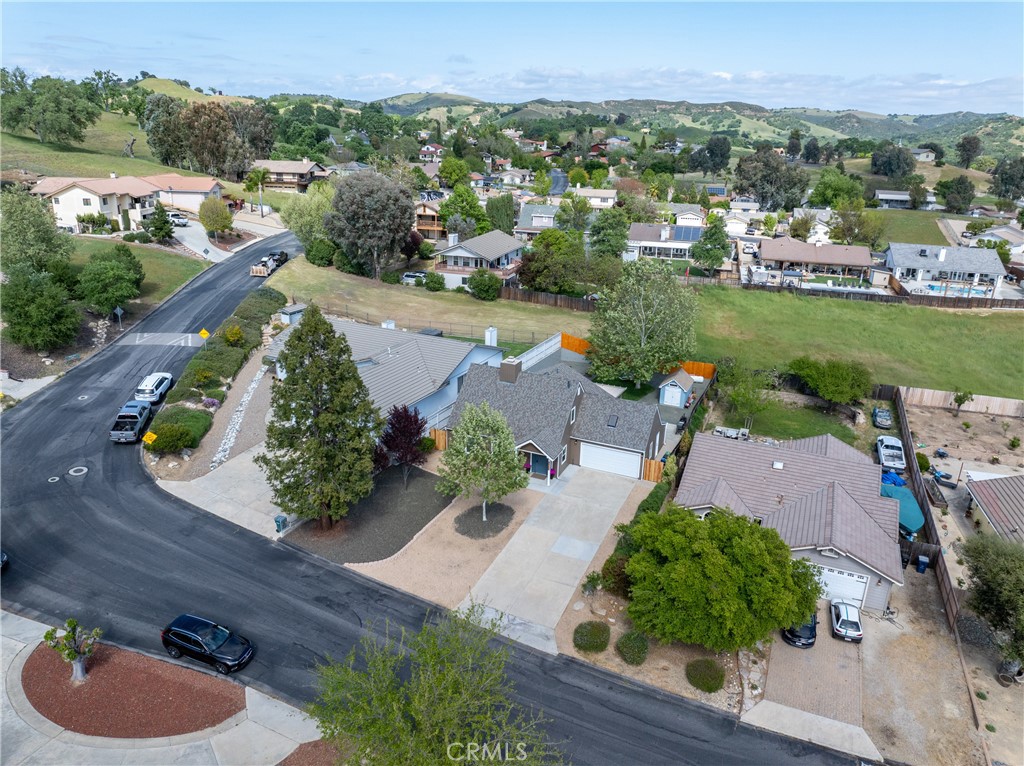 4732 Meadow Lark Lane