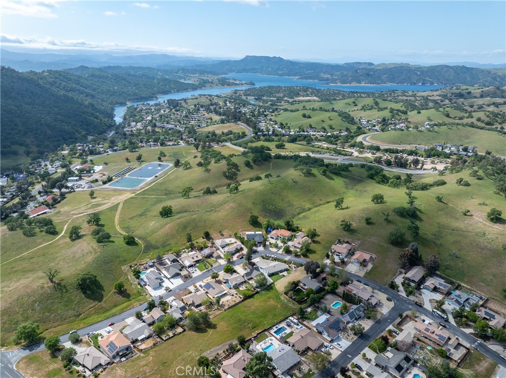 4732 Meadow Lark Lane