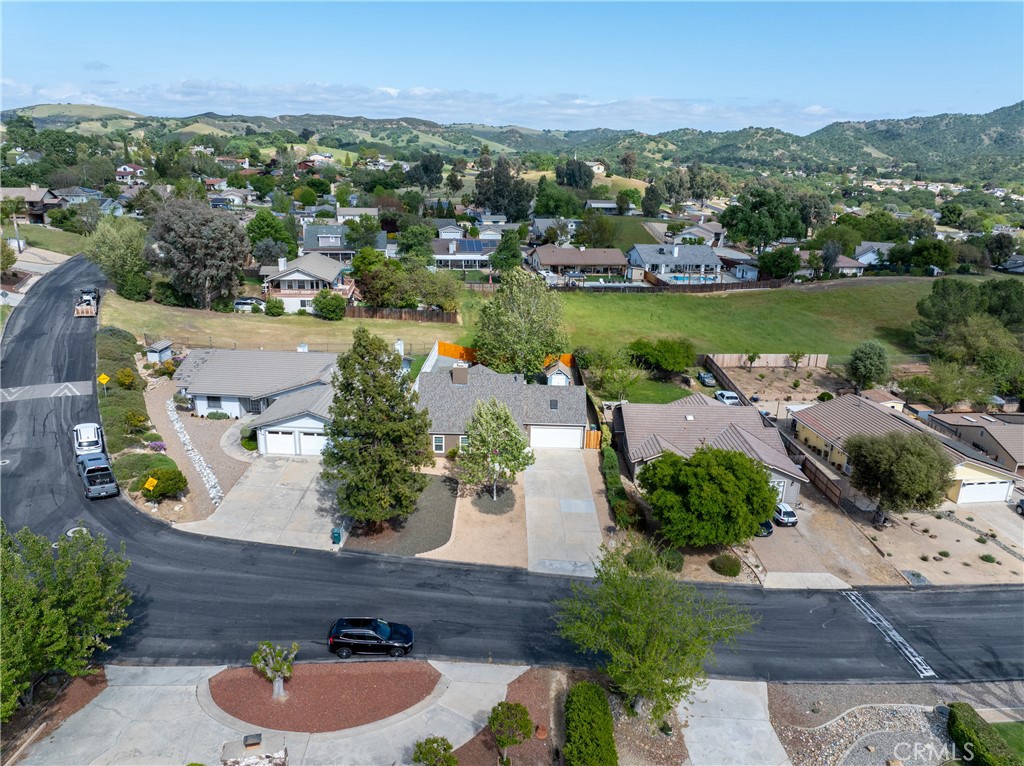 4732 Meadow Lark Lane