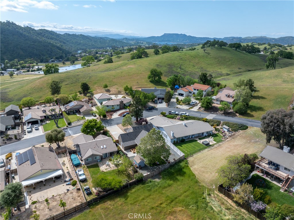 4732 Meadow Lark Lane