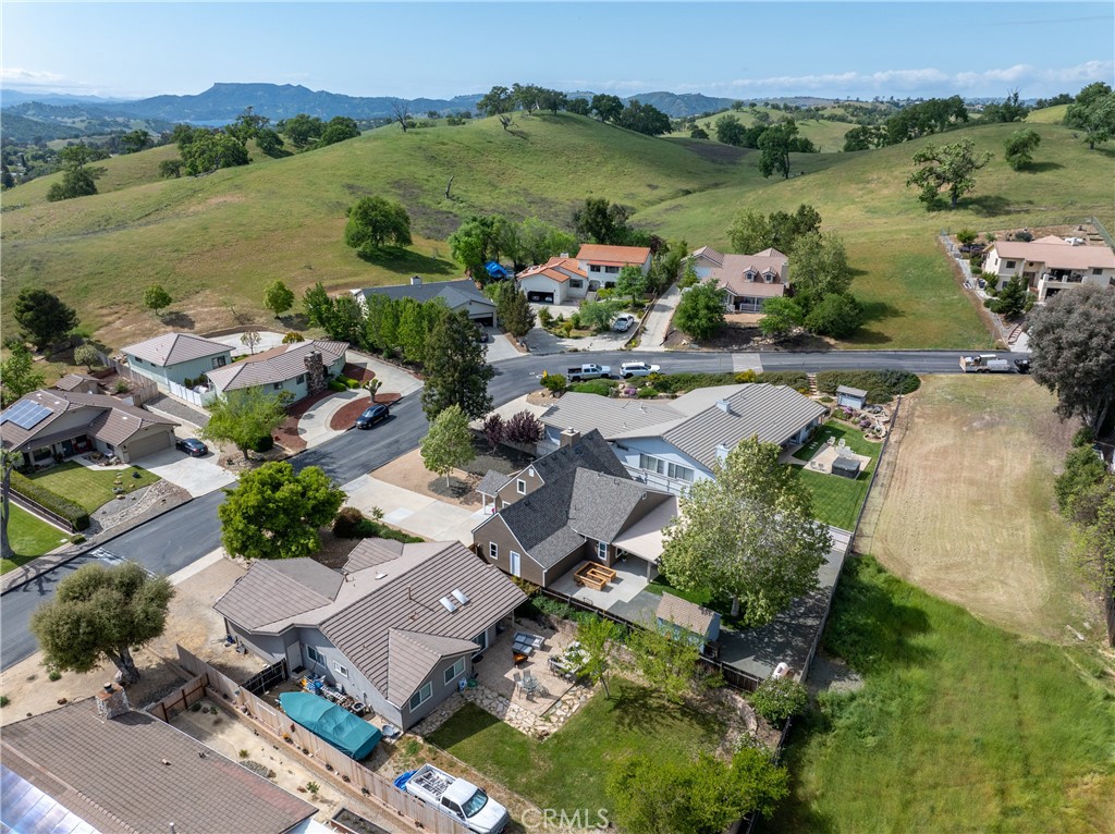 4732 Meadow Lark Lane