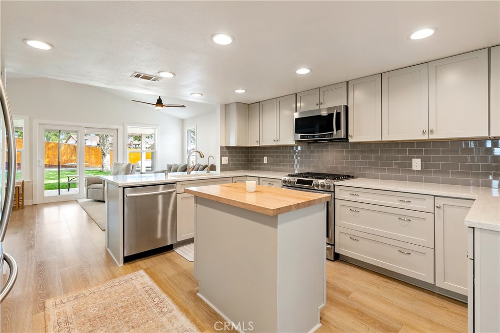 4732 Meadow Lark Lane