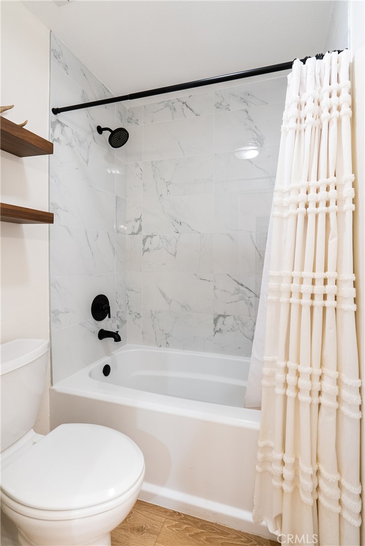 4732 Meadow Lark Lane