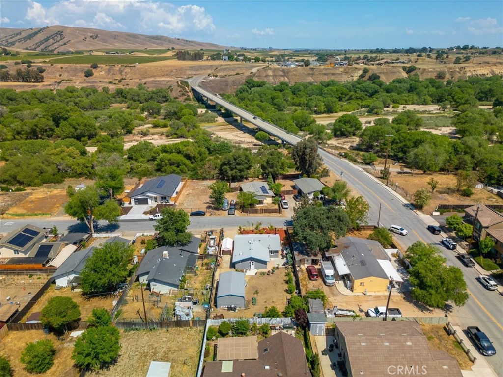 1415 Rio Vista Place