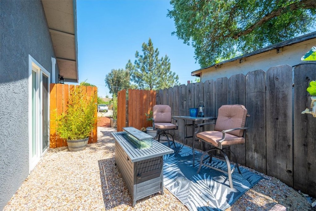 1415 Rio Vista Place