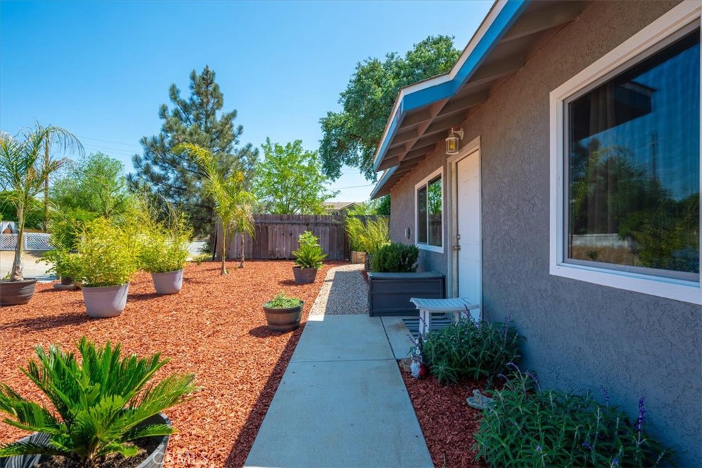 1415 Rio Vista Place