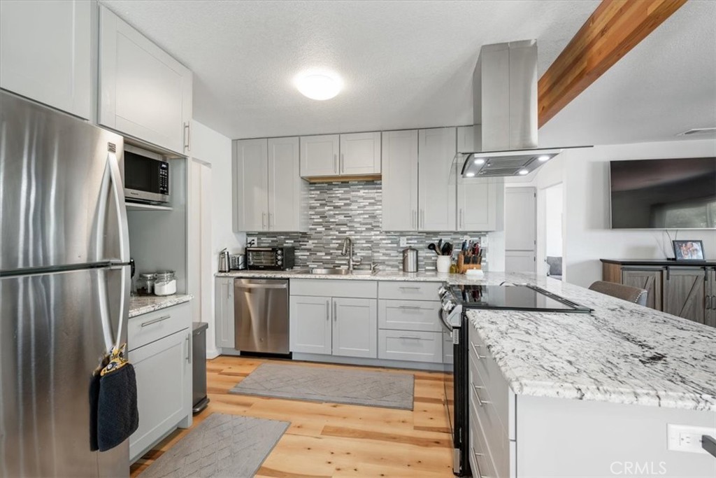 1415 Rio Vista Place