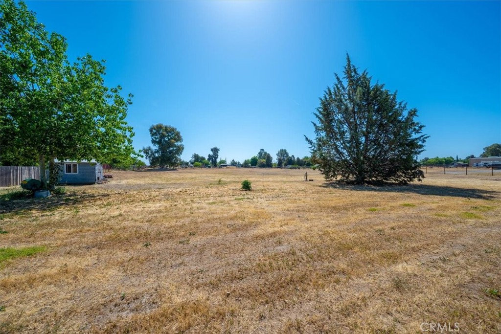 5640 Whispering Oak Way