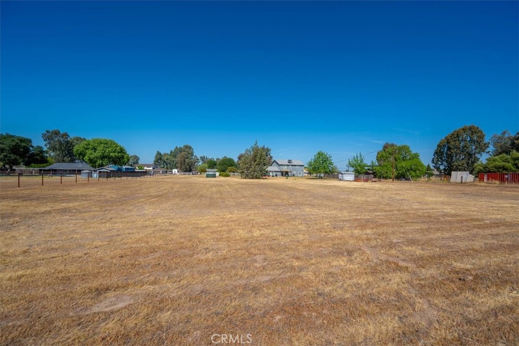 5640 Whispering Oak Way