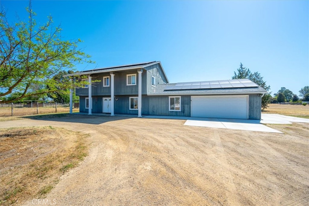 5640 Whispering Oak Way