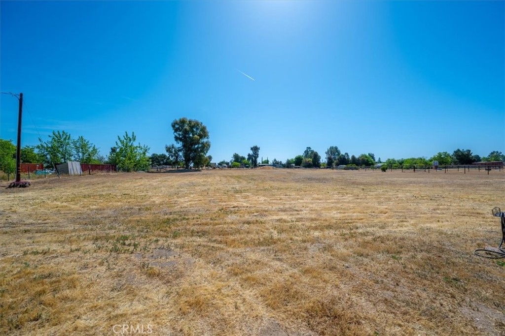 5640 Whispering Oak Way