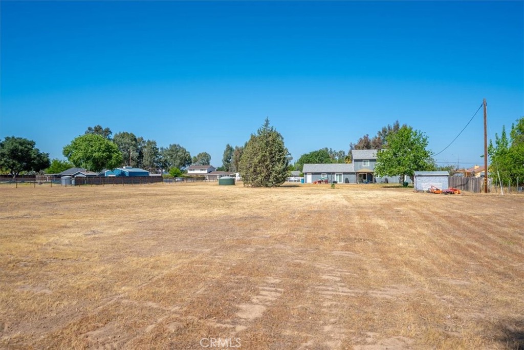 5640 Whispering Oak Way