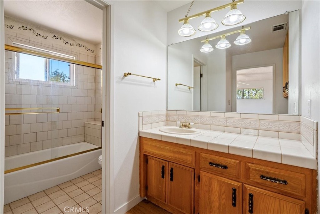 75463 Ranchita Avenue