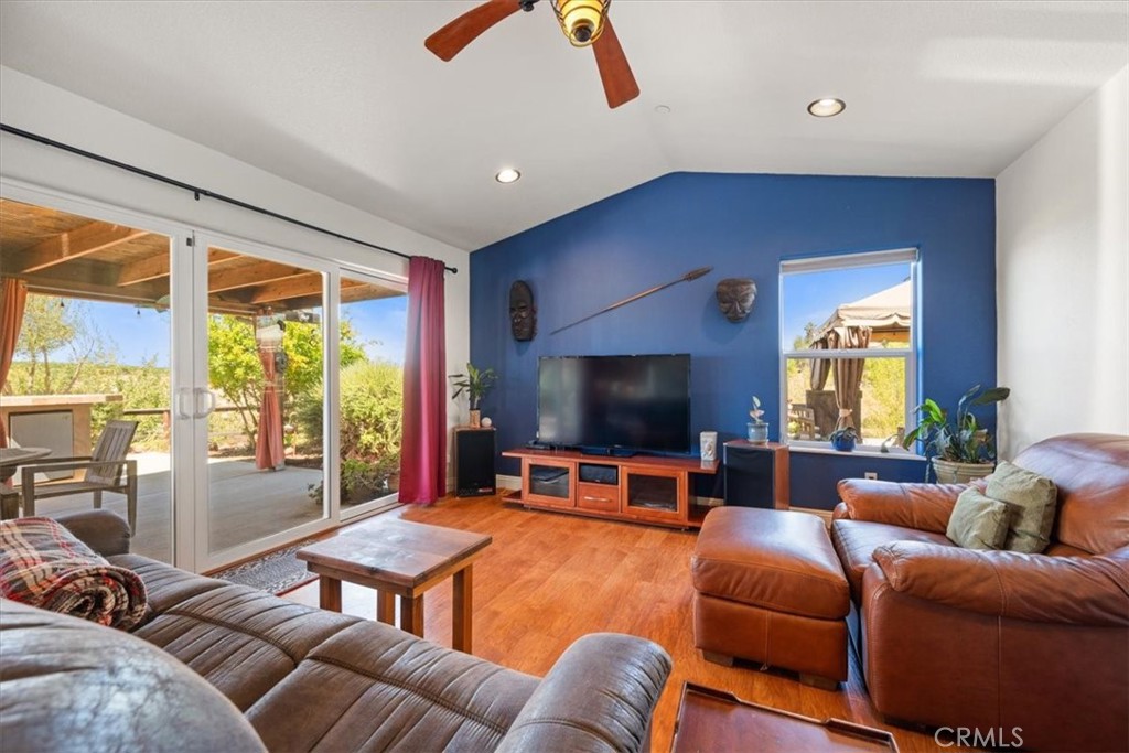 8015 Plane View Place