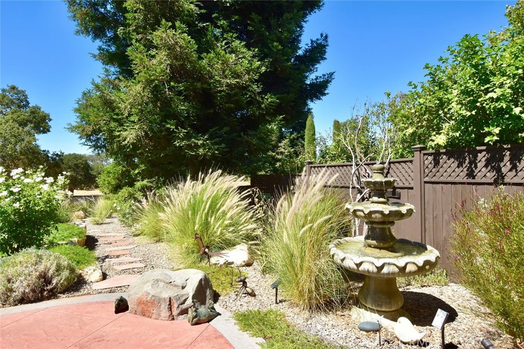 1711 Southfork Place