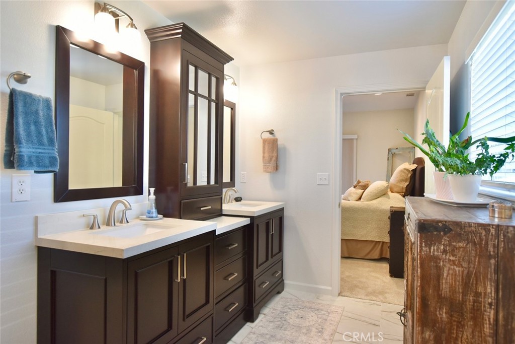 1711 Southfork Place