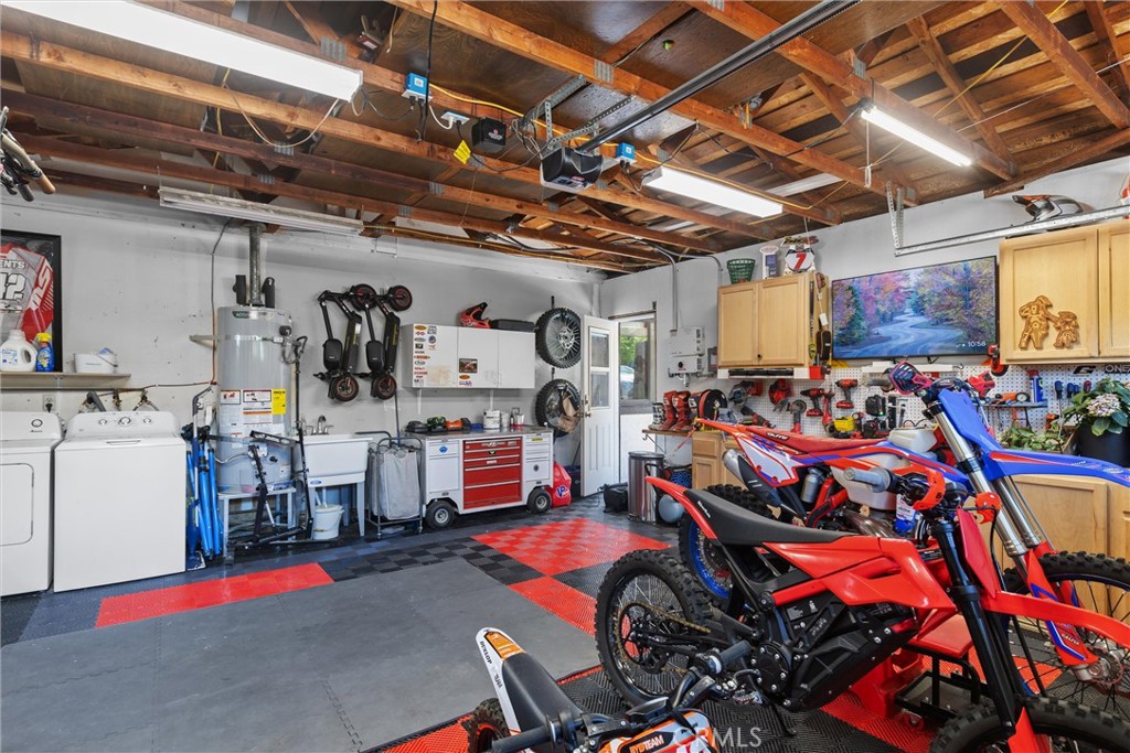 4913 Sparrow Hawk Lane