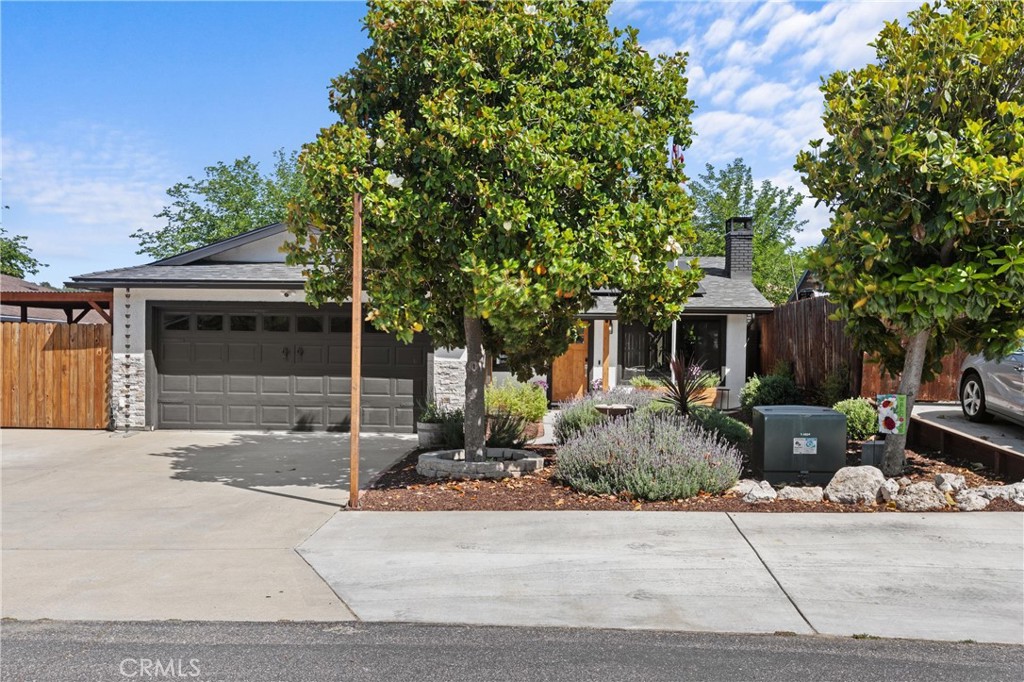 4913 Sparrow Hawk Lane