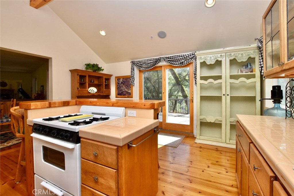 76450 Deer Pass Road